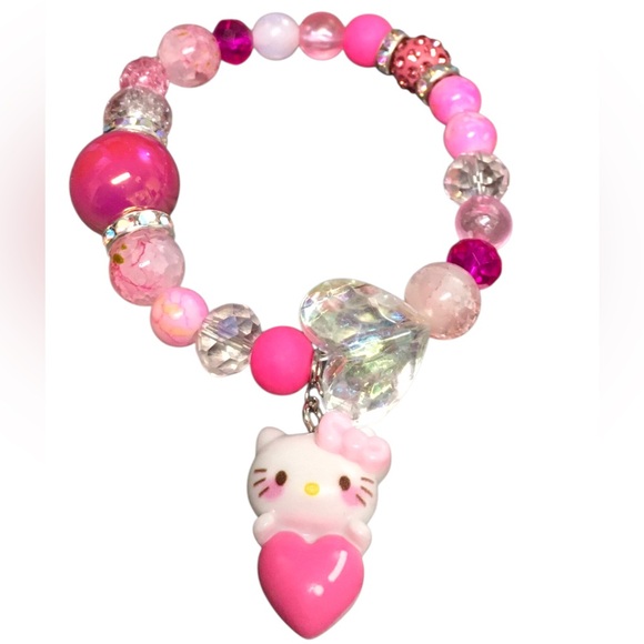 Hello Kitty Jewelry - Hello Kitty Stretchy Beaded Bracelet 🎀